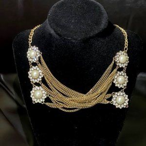 Nine West Pearl  Gold  Fashion Necklace